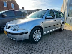 Volkswagen Golf Variant - 1.6 Trendline * AUTOMAAT * APK 10-2027