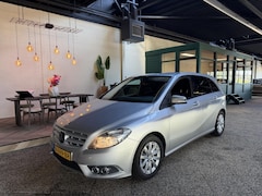 Mercedes-Benz B-klasse - 180 Ambition Trekhaak | Nieuwe Service & APK |