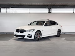 BMW 3-serie - Sedan 330e xDrive High Executive