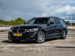 BMW 3-serie Touring - 330e | Airco/Clima | Cruise Control | Panoramadak | Trekhaak |