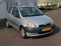 Toyota Yaris - 1.0-16V VVT-i Terra APK tot 23-10-2027
