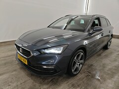 SEAT Leon Sportstourer - 1.5 TSI 131pk Style Business Intense | Trekhaak | Navi | CarPlay | 18" | Achteruitrijcamer