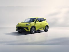BYD Dolphin Surf - Active 30 kWh | Achteruitrijcamera | Adaptieve cruise control | Apple Carplay