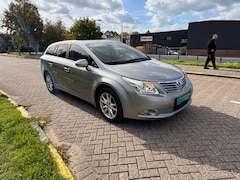Toyota Avensis Wagon - 1.8 VVTi Business