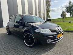 Renault Mégane - 1.6-16V Business Line Keyless-Clima-Leder-Lmv-Elekpakket