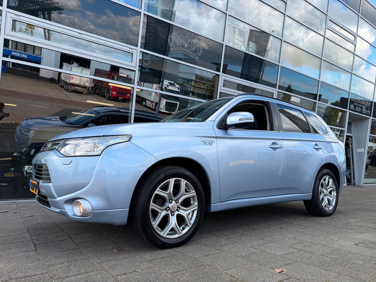 Mitsubishi Outlander - 2.0 PHEV instyle 2.0 PHEV instyle - AutoWereld.nl