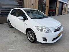 Toyota Auris - 1.8 Full Hybrid Executive Business 5DRS|Automaat|Clima|Parkeersensoren|Achteruitrijcamera|