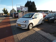 Volkswagen Up! - 1.0 move up BlueMotion