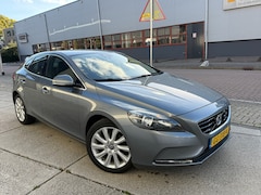 Volvo V40 - 1.6 T4 Momentum Automaat Volledig onderhouden