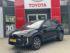 Toyota Yaris Cross - 1.5 Hybrid First Edition KEYLESS 17''LM-VELGEN LED PRIVACY-GLASS CLIMA AD-CRUISE APPLE/AND