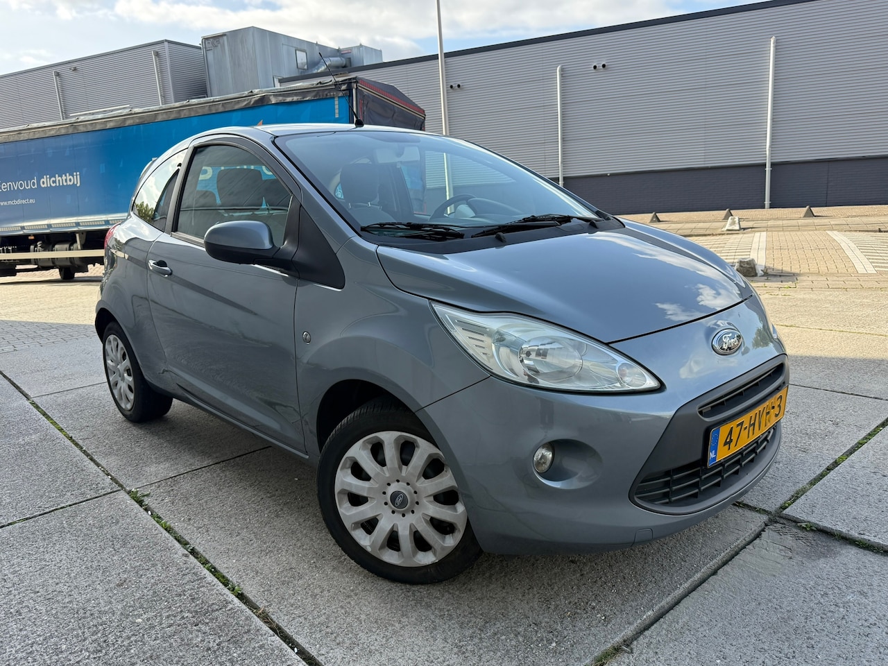 Ford Ka - 1.2 Titanium Airco APK - AutoWereld.nl