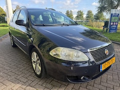 Fiat Croma - 2.2-16V Dynamic Carplay Aut, Trekhaak