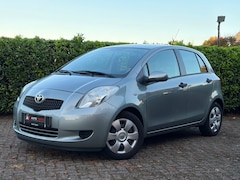 Toyota Yaris - 1.3 VVTi Terra Airco/Nap/Trekhaak/Onderhouds historie