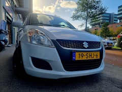 Suzuki Swift - 1.2 Comfort EASSS 5Drs Carplay Facelift