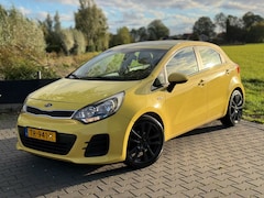 Kia Rio - 1.2 CVVT DynamicLine / Airco / Cruise / Stoelverwarming