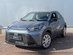 Toyota Aygo X - Hybrid 115 play € 1500 inruilpremie, Snel leverbaar