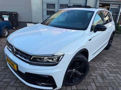 Volkswagen Tiguan - 1.5 TSI ACT 2020 HIGH R-LINE PANO LEDER MEMORY LED NAP
