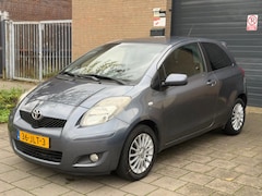 Toyota Yaris - 1.3 VVTi Dynamic Apk Airco Elektrisch pakket Lm velgen
