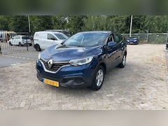 Renault Kadjar - 1.2 TCe Life | Climate Control | Cruise Control | TREKHAAK | Spraakbediening
