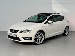 SEAT Leon - 1.4 TSI FR Pano LED Carplay SeatSound Navi Vol