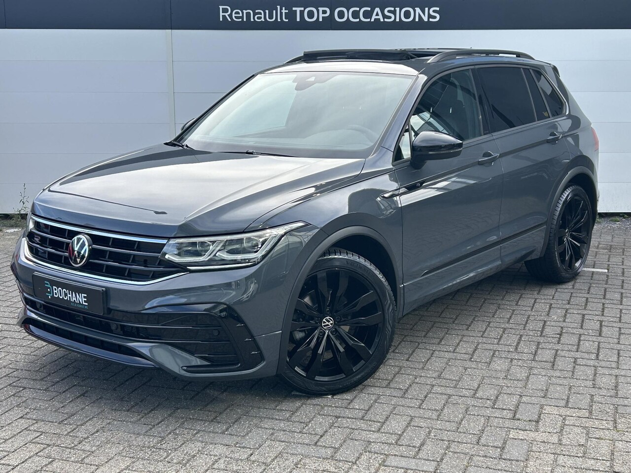 Volkswagen Tiguan - 1.5 TSI R-Line | Black Style | Panoramadak | Adaptieve Cruise Control | Digital Cockpit - AutoWereld.nl