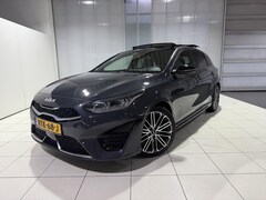 Kia Cee'd - Ceed 1.5 T-GDi GT-PlusLine AUTOMAAT, Schuif kantel dak, 18 inch, Stoel en Stuur verwarming