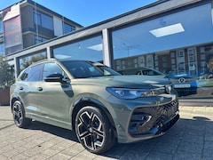 Volkswagen Tiguan - 1.5 eTSI R-Line Edition