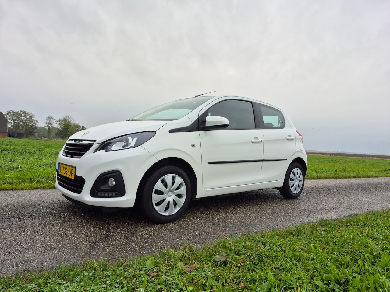 Peugeot 108 - 1.0 e-VTi Active 1.0 e-VTi Active - AutoWereld.nl