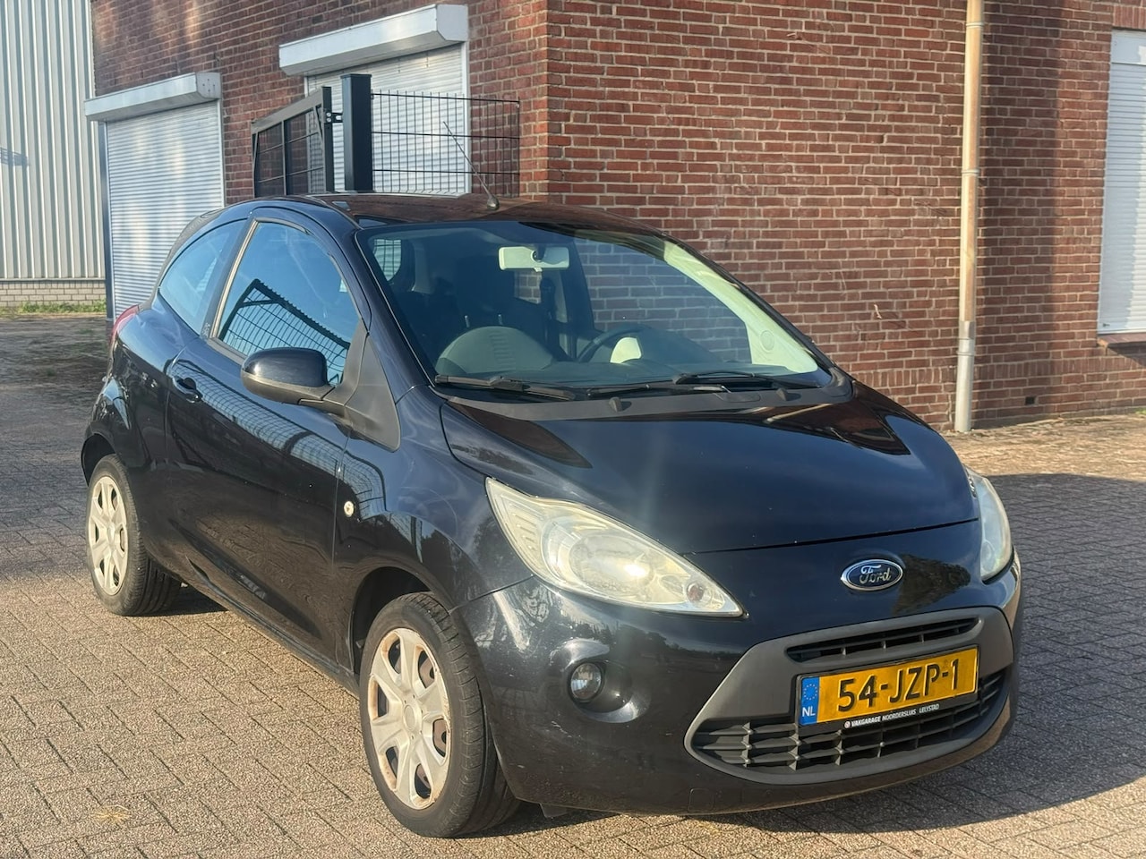 Ford Ka - 1.2 Titanium Airco Inruilknaller! - AutoWereld.nl