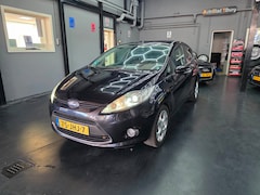 Ford Fiesta - 1.4 Titanium Automaat NAP Lage km