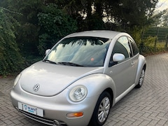 Volkswagen New Beetle - 2.0 Highline