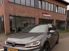 Volkswagen Golf - 2.0 TSI GTI Performance