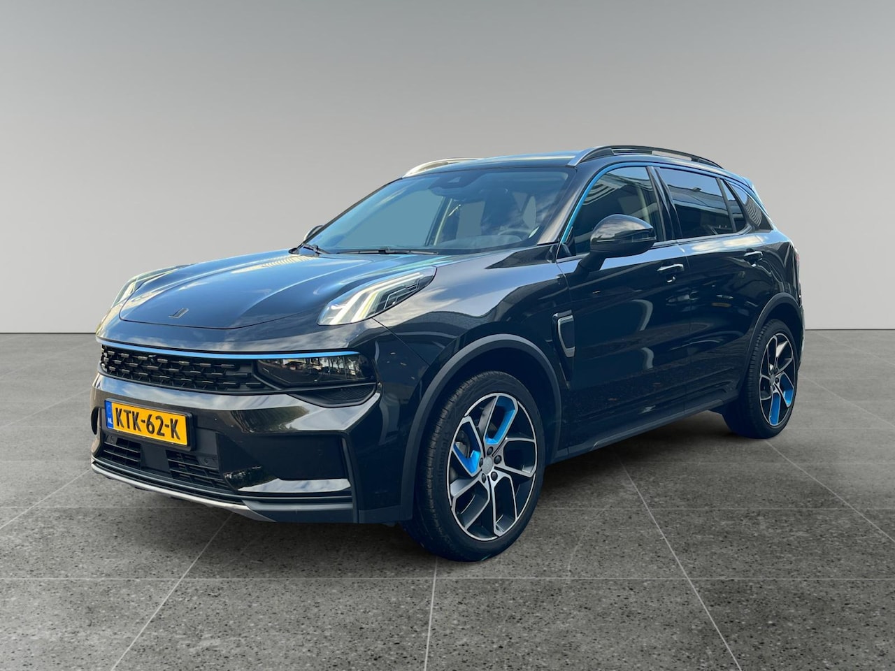 Lynk & Co 01 - 1.5 | Panoramadak | Elektrische bestuurdersstoel | 360 ° camera | - AutoWereld.nl