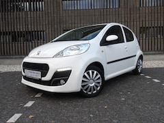 Peugeot 107 - 1.0 Active/5drs/AIRCO/LED/NAP/oh beurt/nwe APK/airco service/4 seizoenen banden/boekjes/2