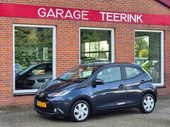 Toyota Aygo - 1.0 VVT-i x-play 69PK 5drs airco, navi, elektr.ramen, camera, speedlim