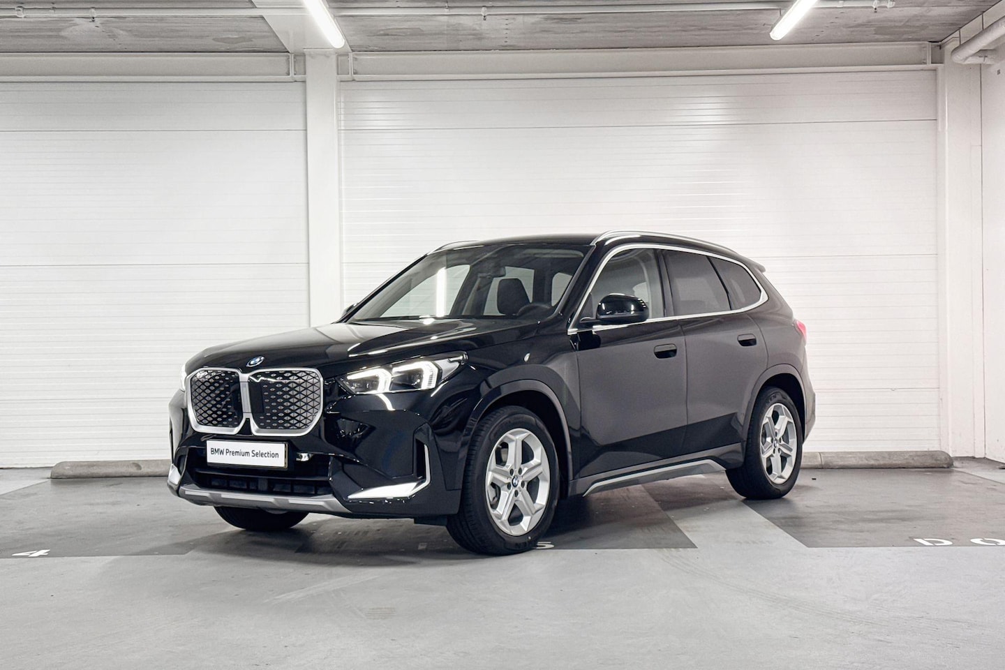 BMW iX1 - eDrive20 | Pure Edition | xLine | Premium Pack | Adaptive Led | Comfort Access | Huisselec - AutoWereld.nl