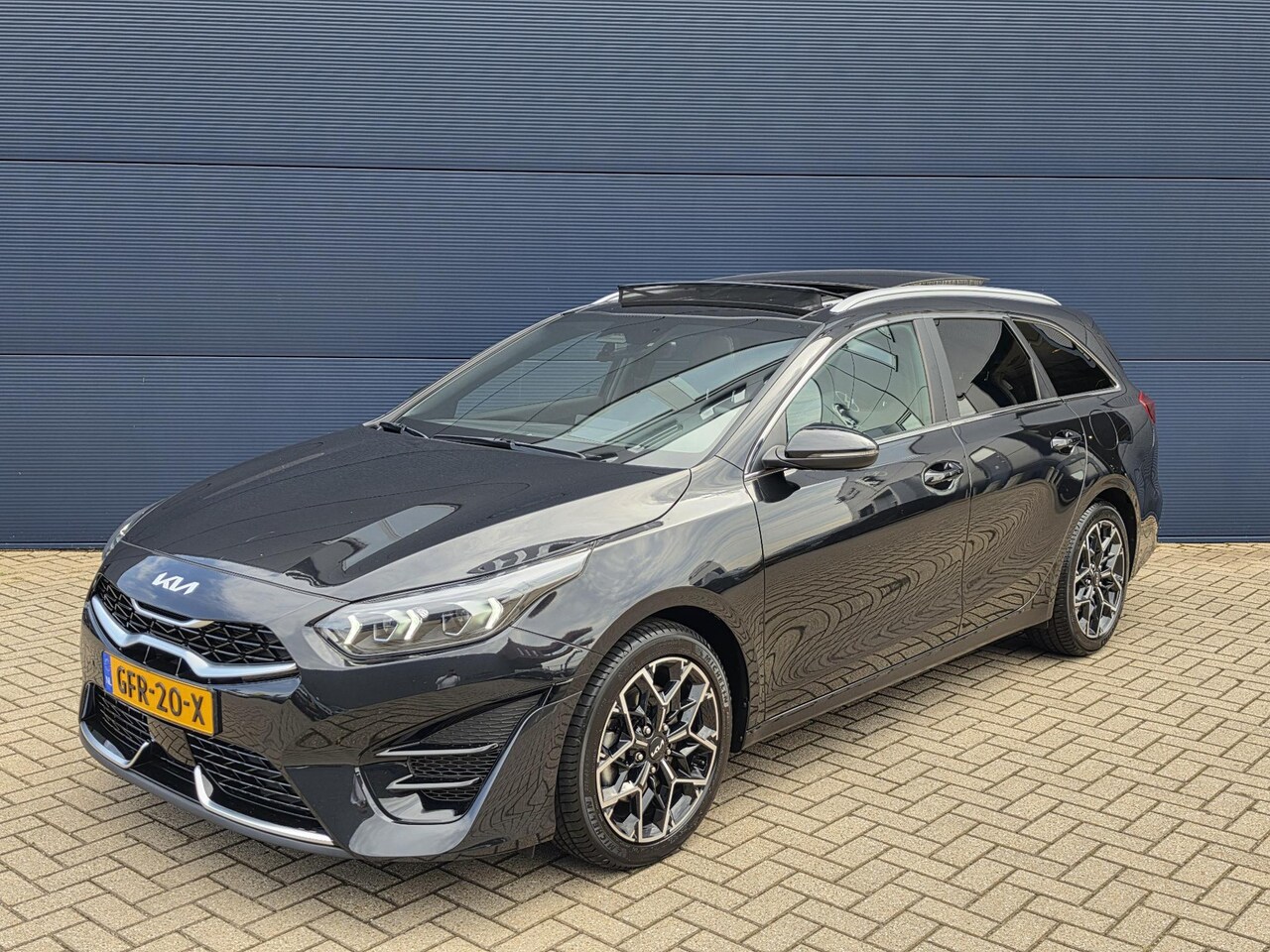 Kia Cee'd Sportswagon - Ceed Sw T-GDi 140 pk GT-Line | Schuif/kantel dak | Carplay | Stoel- Stuurverwarming - AutoWereld.nl