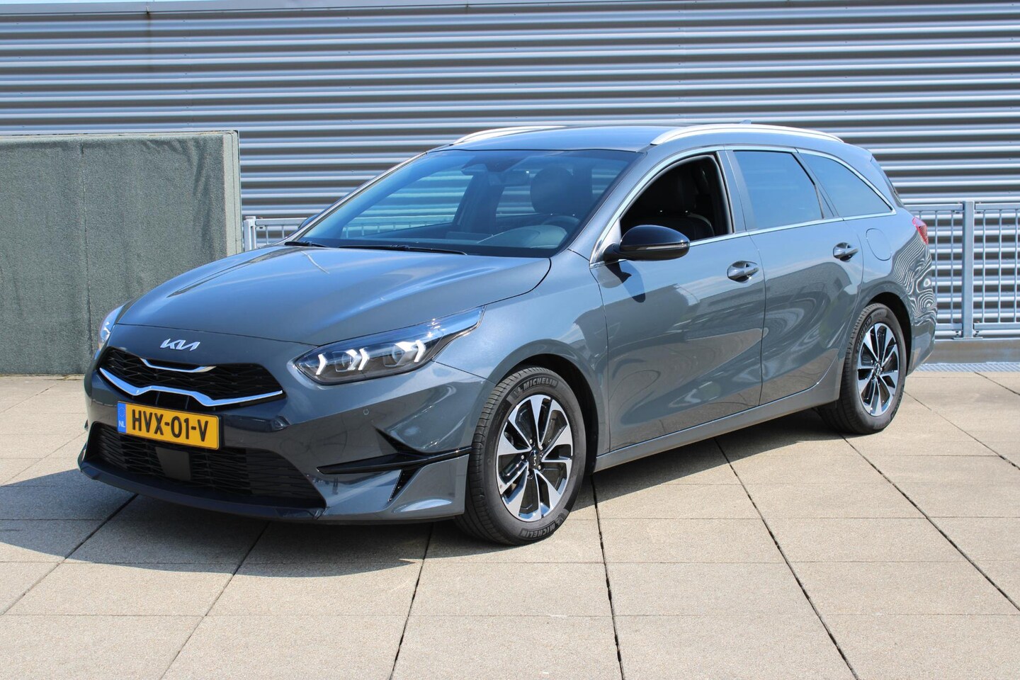 Kia Cee'd Sportswagon - Ceed 1.0 T-GDi MHEV Design Edition AUTOMAAT TREKHAAK, NAVIGATIE, ACHTERUITRIJCAMERA - AutoWereld.nl