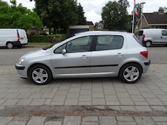 Peugeot 307 - 2.0-16V XT