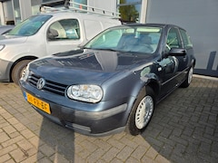Volkswagen Golf - 1.4-16V *apk:10-2027