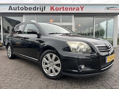 Toyota Avensis Wagon - 2.0 VVTi Business Pro vol opties/airco/cruise control/vol leder bekijk de info en foto's