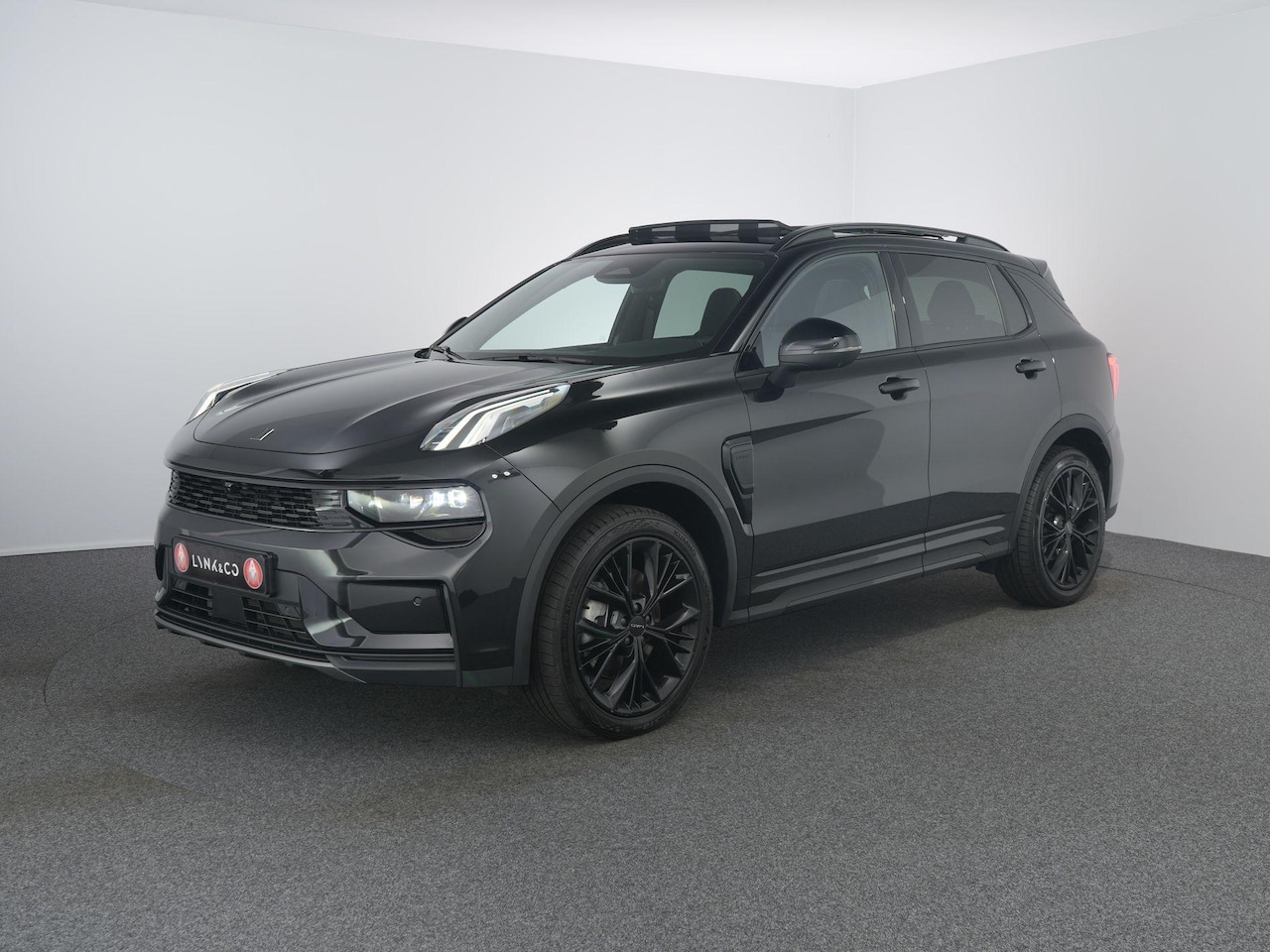 Lynk & Co 01 - 1.5 More | Leer | Pano | 360 | ACC - AutoWereld.nl