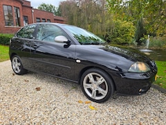 SEAT Ibiza - 1.8-20V VT FR AIRCO/cruise APK 10-2027