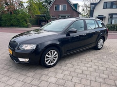 Skoda Octavia Combi - 1.2 TSI Elegance Ecc Navi Isofix NW APK LM