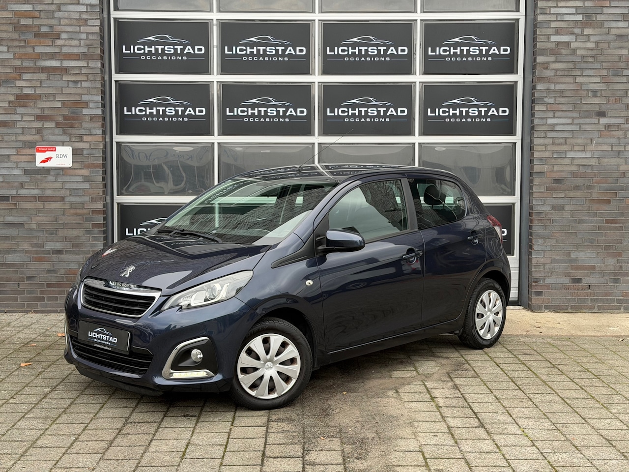 Peugeot 108 - 1.0 VTi Active NAP! 1e EIG.100% ONDERH. AIRCO BLUETOOTH ELEKTR. RAMEN - AutoWereld.nl
