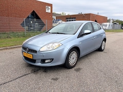 Fiat Bravo - 1.4 Dynamic Met 1Jaar APK