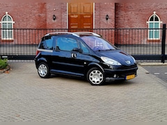 Peugeot 1007 - 1.4-16V Gentry / Airco / Nap / Zuinig