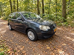 Volkswagen Polo - 1.4-16V Optive