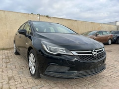 Opel Astra Sports Tourer - 1.6 CDTI Innovation