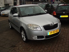 Skoda Fabia - 1.6-16V Sport autom airco elek pak nap apk